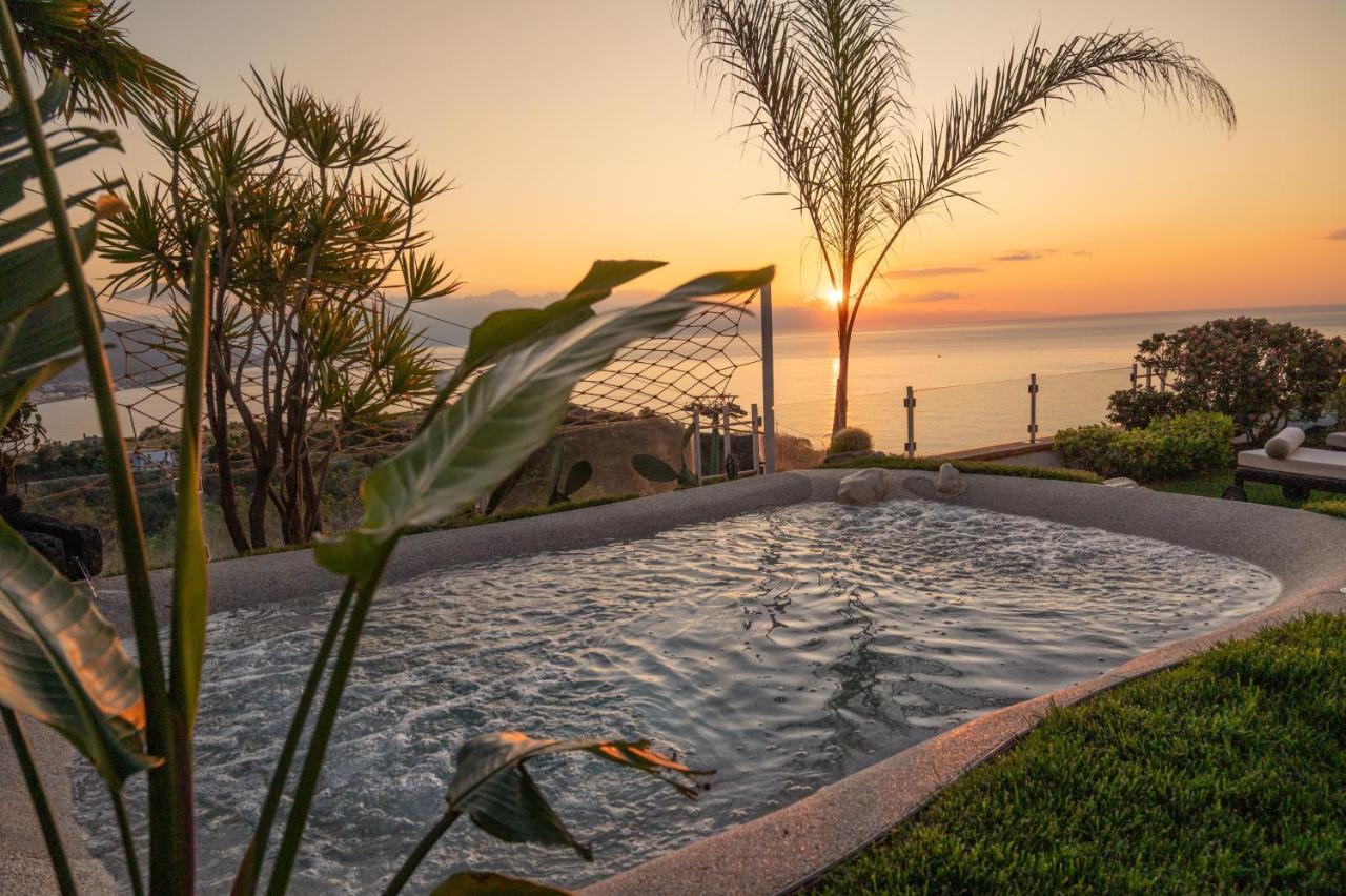 Villa Zagara Garden Spectacular Sea View In 타오르미나 외부 사진