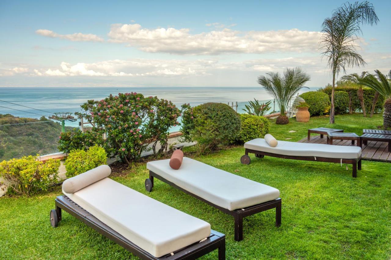 Villa Zagara Garden Spectacular Sea View In 타오르미나 외부 사진