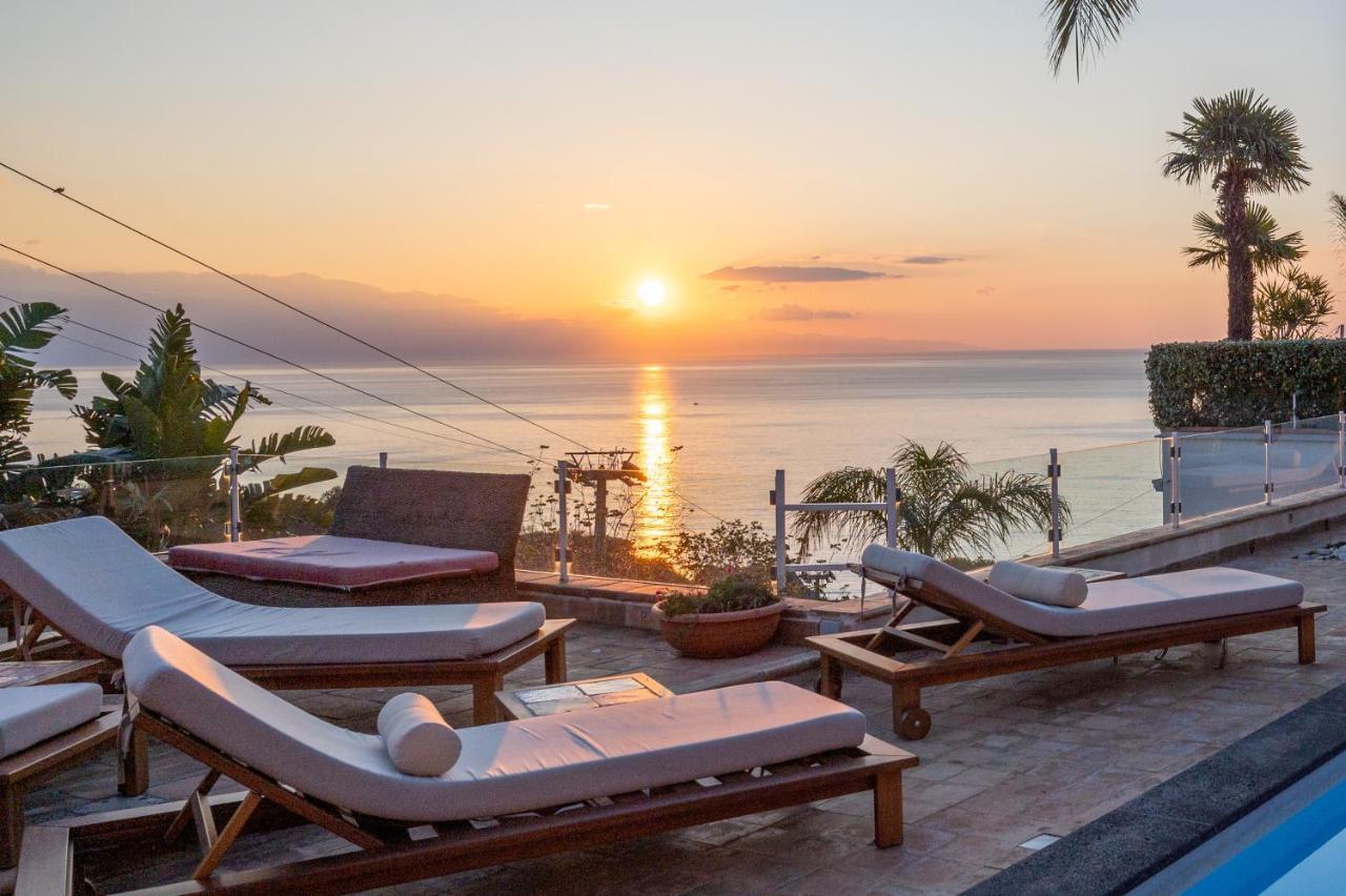 Villa Zagara Garden Spectacular Sea View In 타오르미나 외부 사진