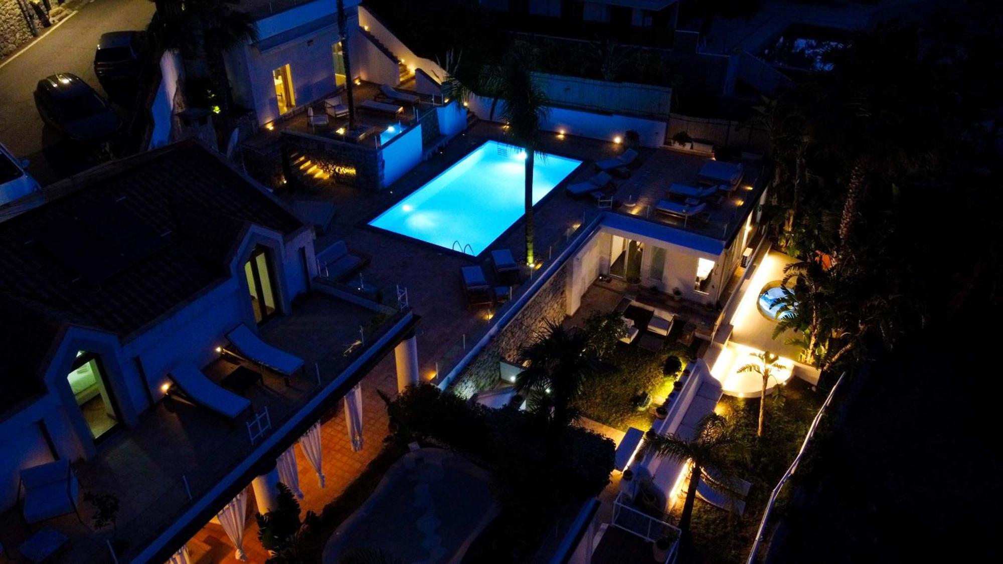 Villa Zagara Garden Spectacular Sea View In 타오르미나 외부 사진