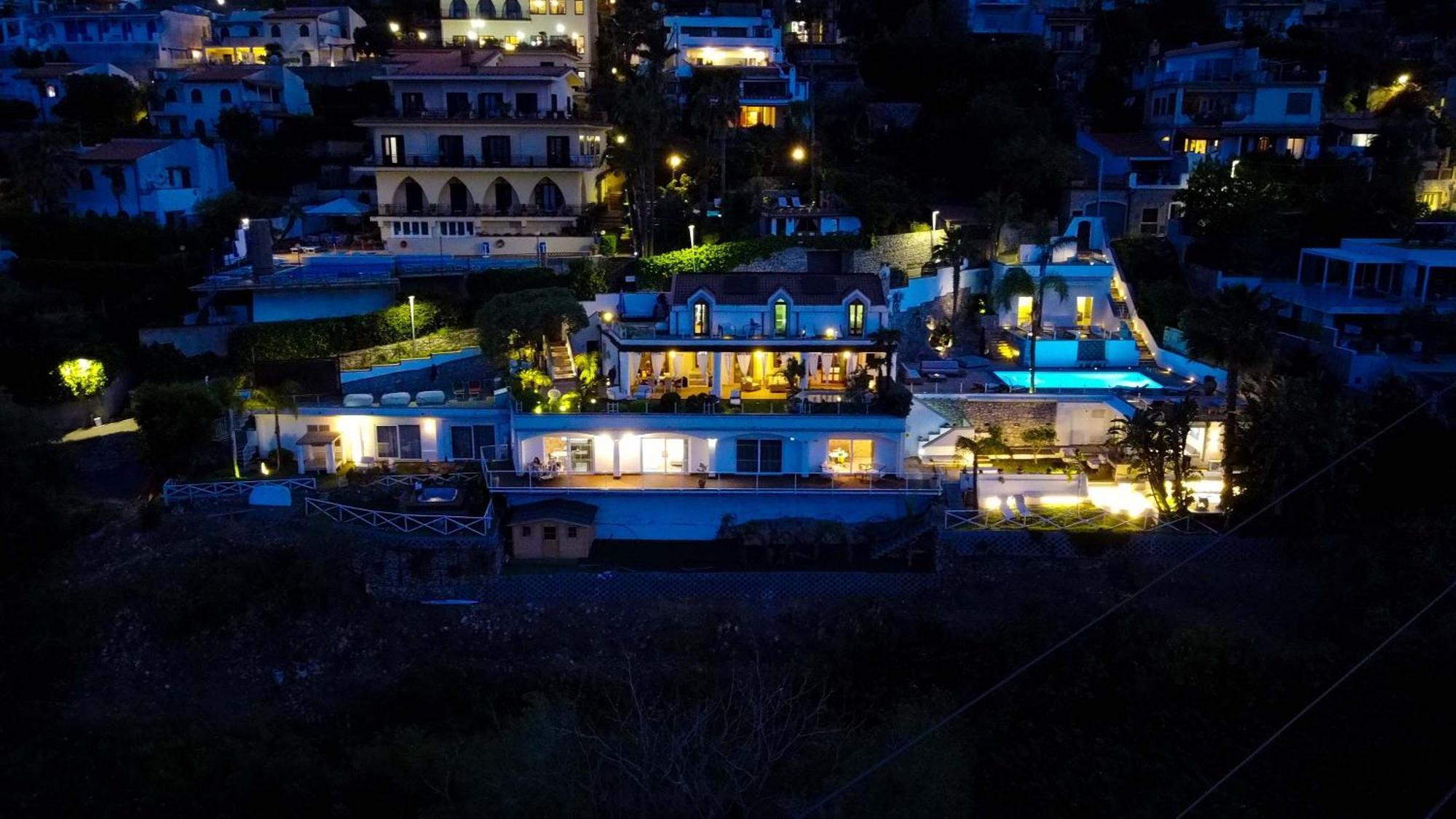 Villa Zagara Garden Spectacular Sea View In 타오르미나 외부 사진