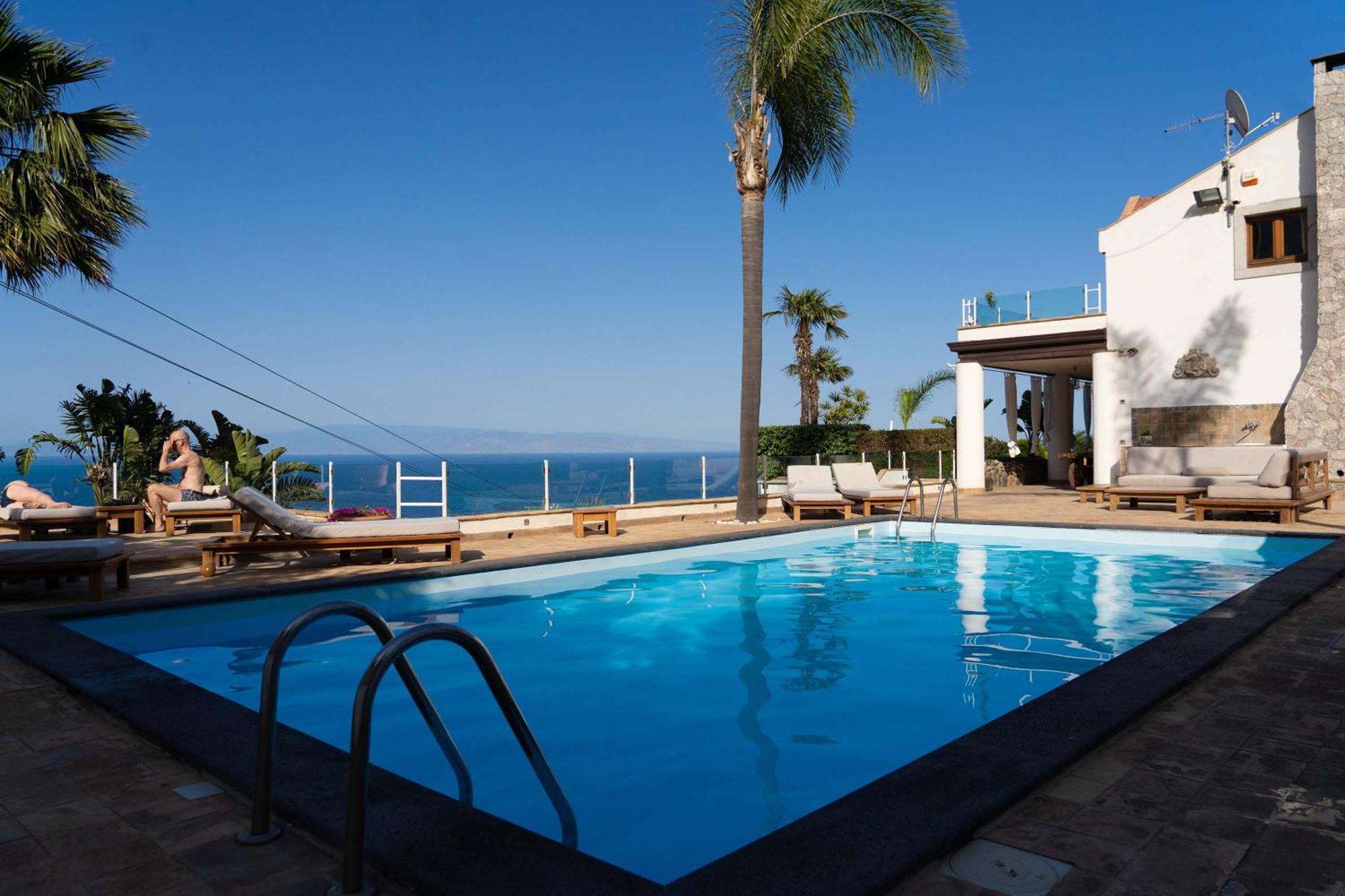 Villa Zagara Garden Spectacular Sea View In 타오르미나 외부 사진